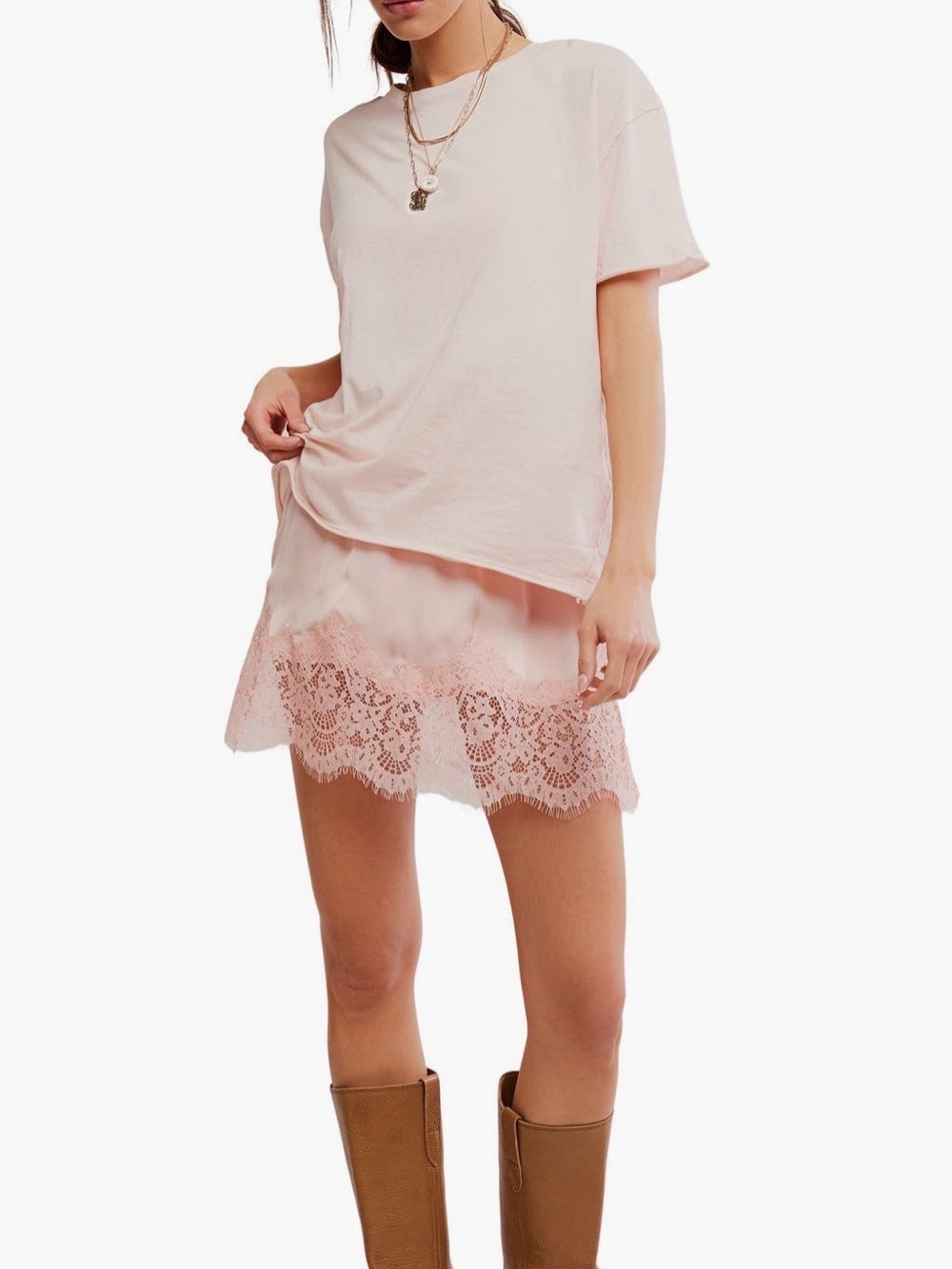 ▪️NWT We The Free Nina Tee